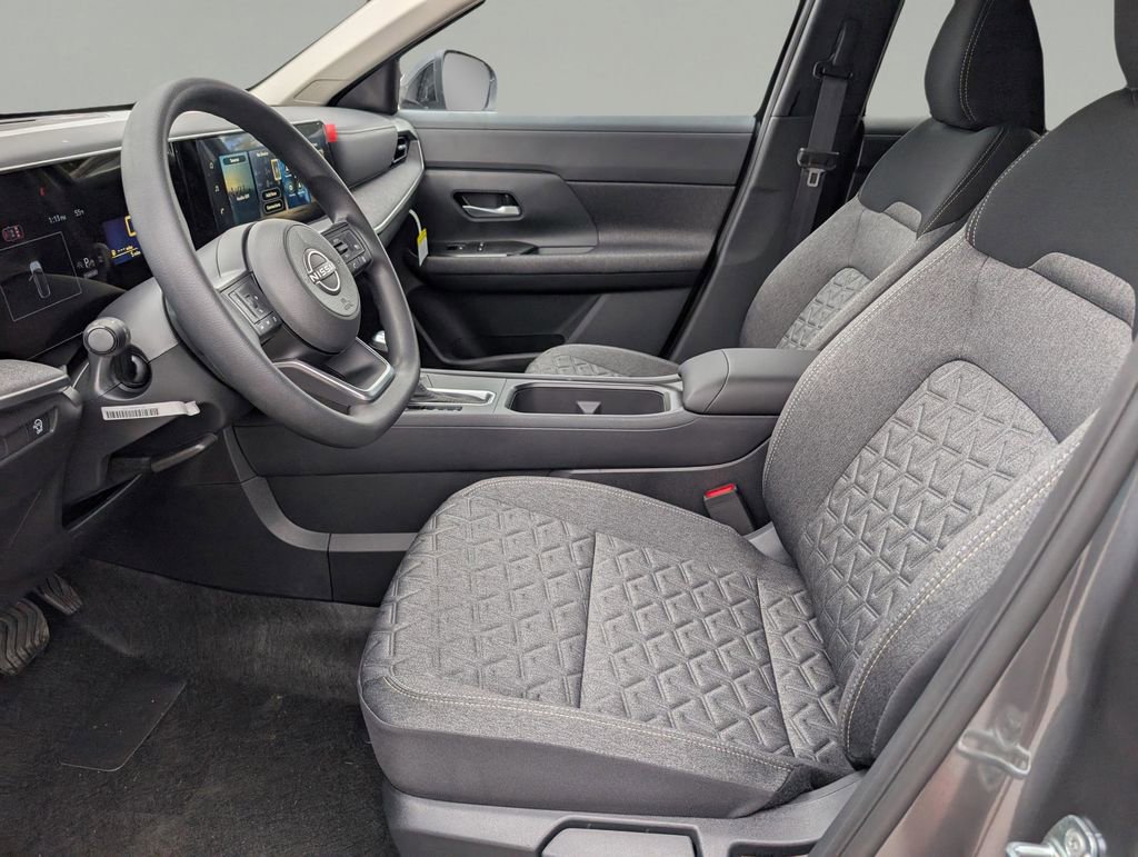 New 2026 Nissan Kicks SV image 17