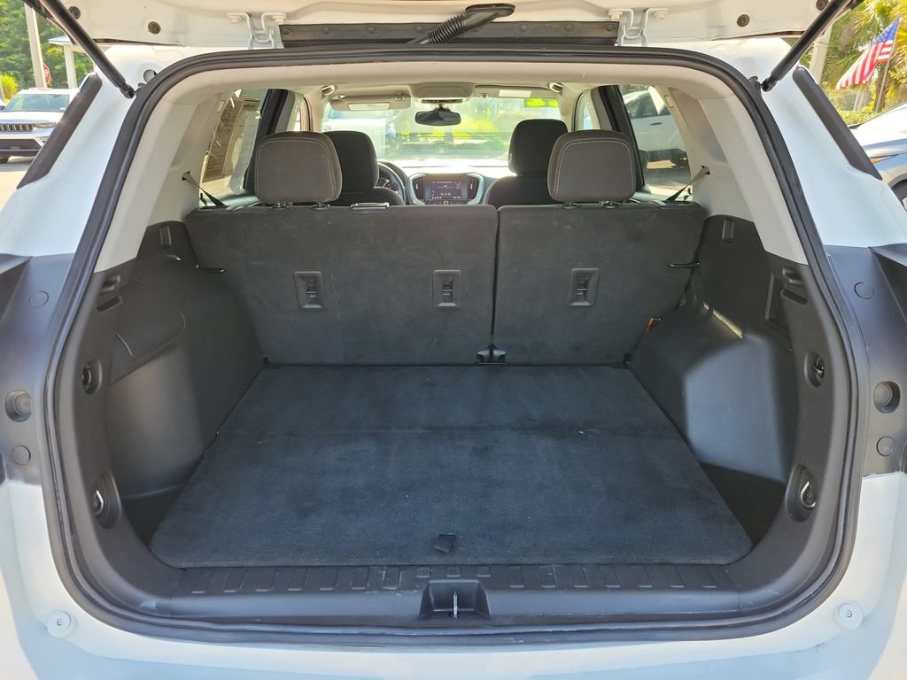 Used 2022 GMC Terrain SLE FWD image 8