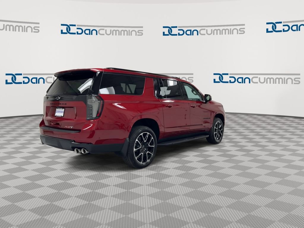 New 2026 Chevrolet Suburban RST w/ Comfort Package AWD/4WD image 8