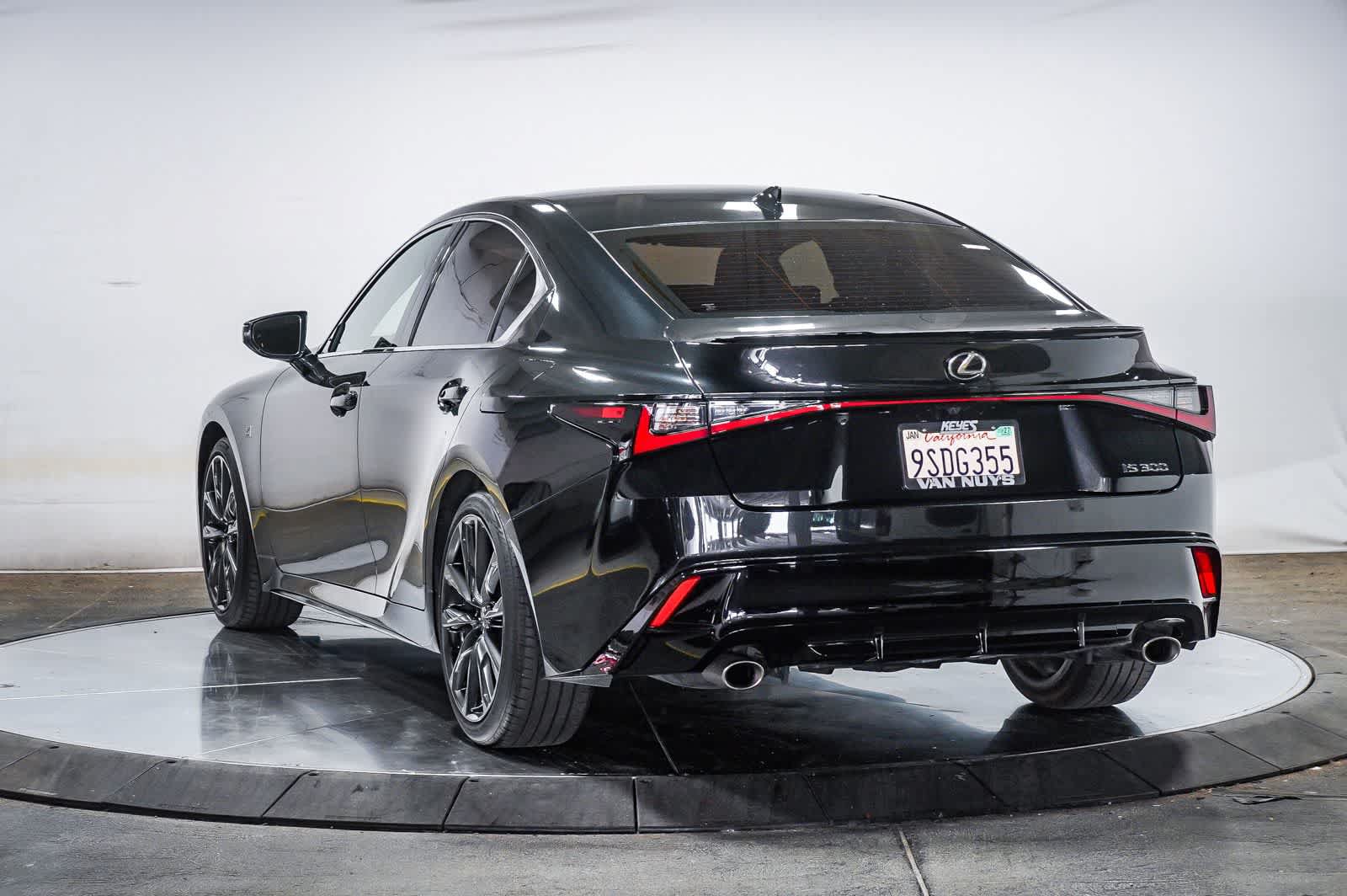 Used 2025 Lexus IS 300 F Sport RWD image 2