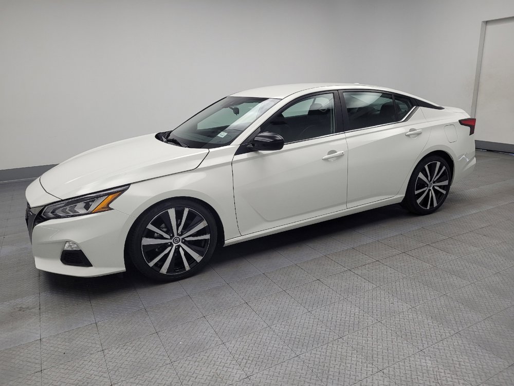 Used 2022 Nissan Altima 2.5 SR image 2