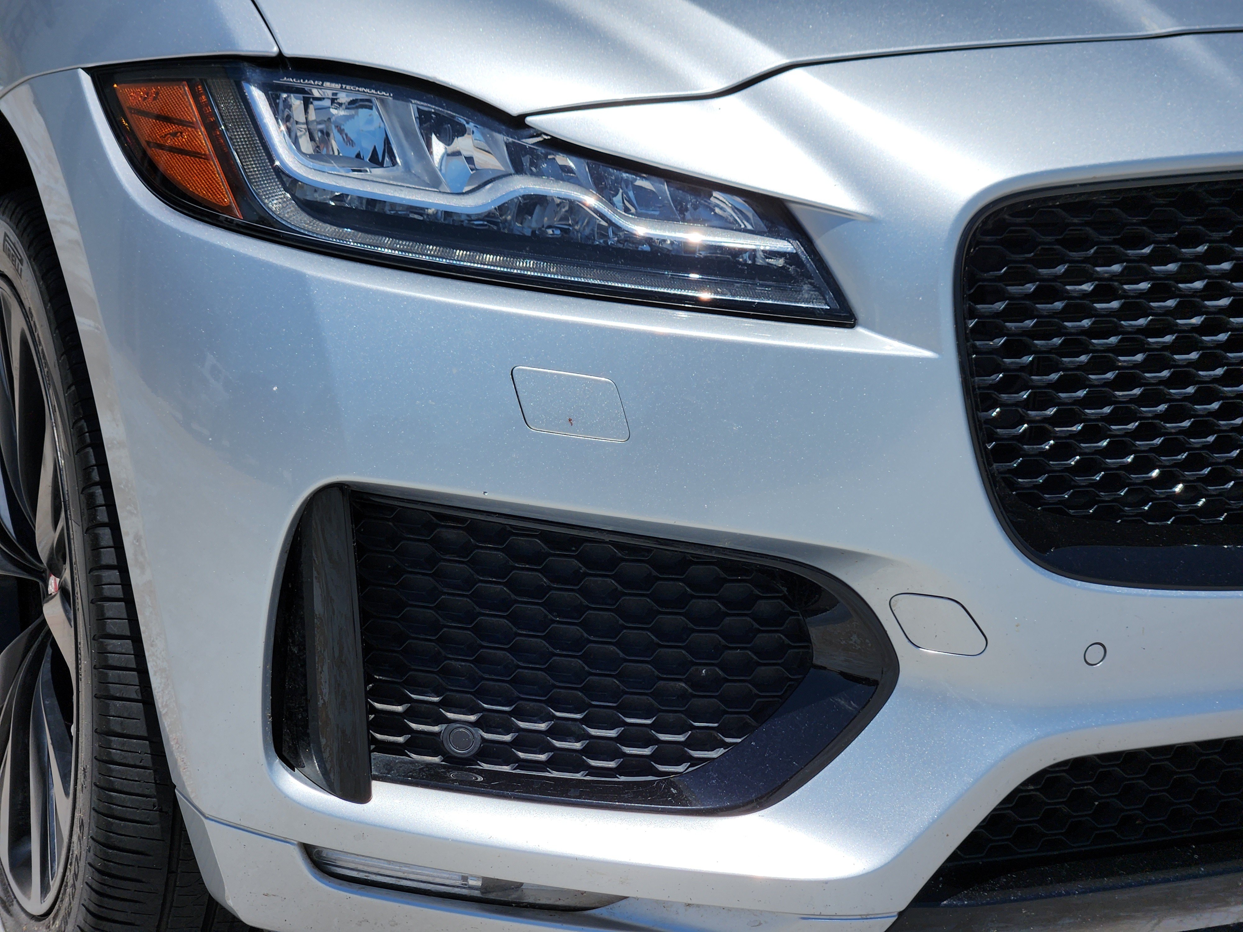 Used 2017 Jaguar F-PACE S AWD/4WD image 9