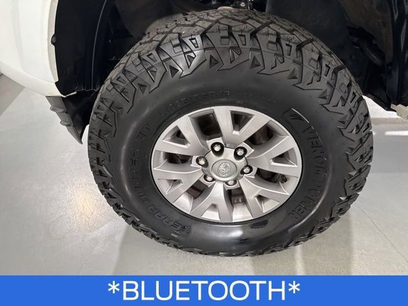 Used 2017 Toyota Tacoma SR5 image 6