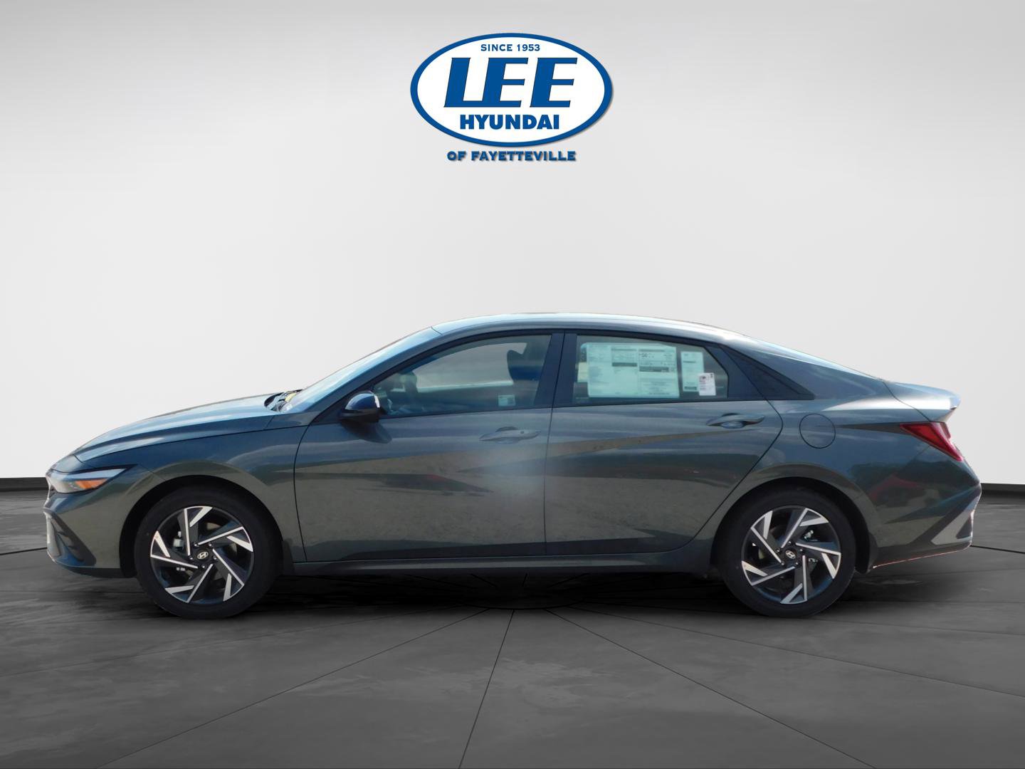 New 2025 Hyundai Elantra SEL image 6