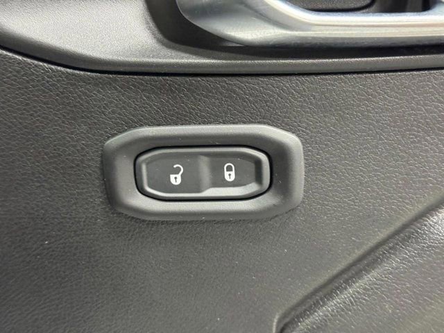 Used 2023 Jeep Wrangler Unlimited w/ Cold Weather Group AWD/4WD image 21
