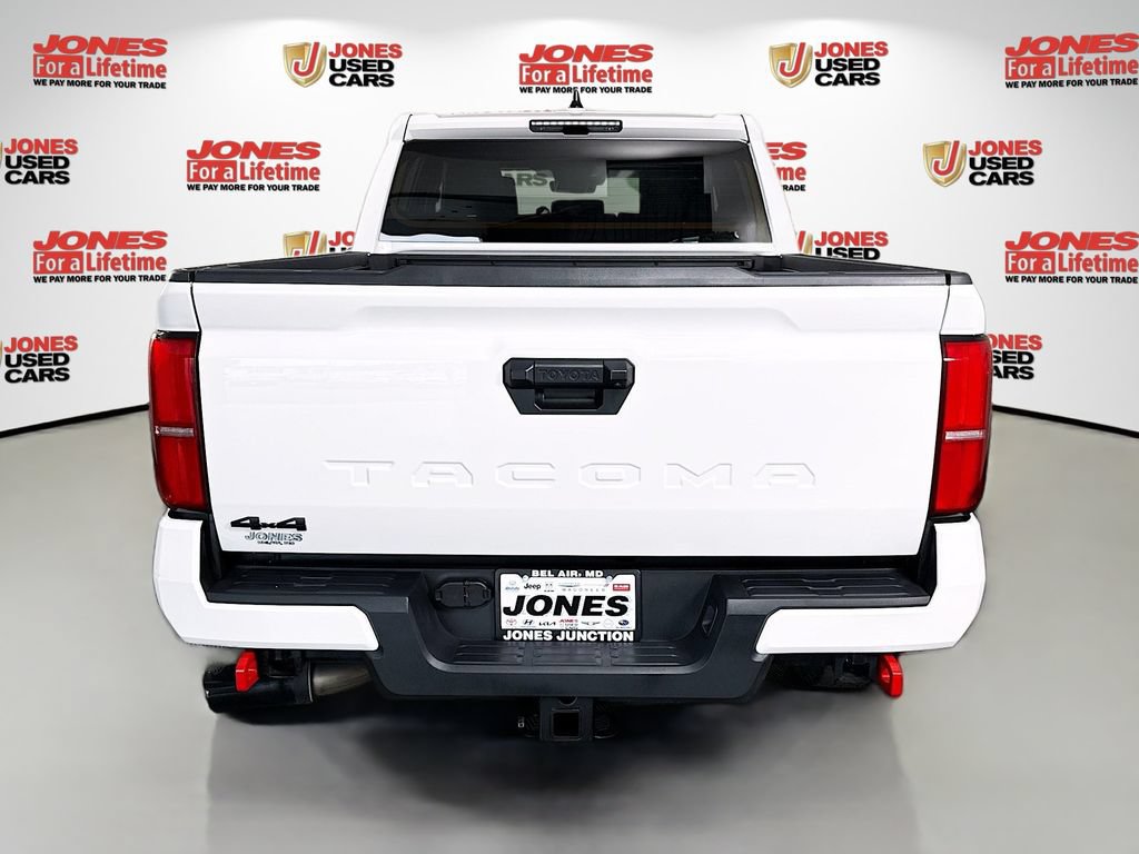 Used 2025 Toyota Tacoma TRD Off-Road AWD/4WD image 16