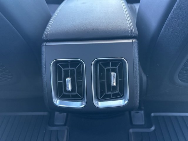 Used 2025 Kia Sorento EX w/ EX Panoramic Sunroof Package image 40