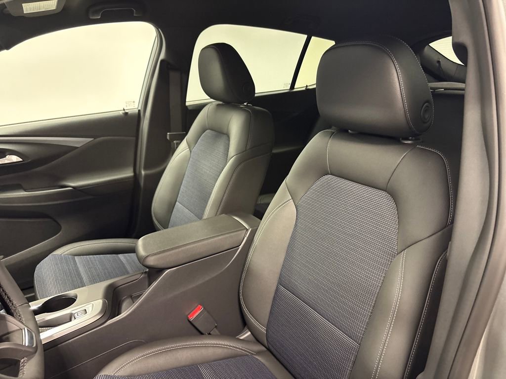 New 2026 Buick Envista Preferred w/ Convenience I Package FWD image 23