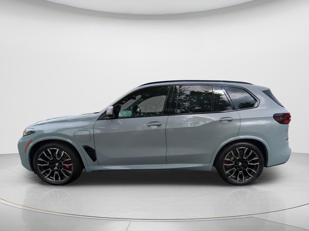New 2026 BMW X5 xDrive50e image 15