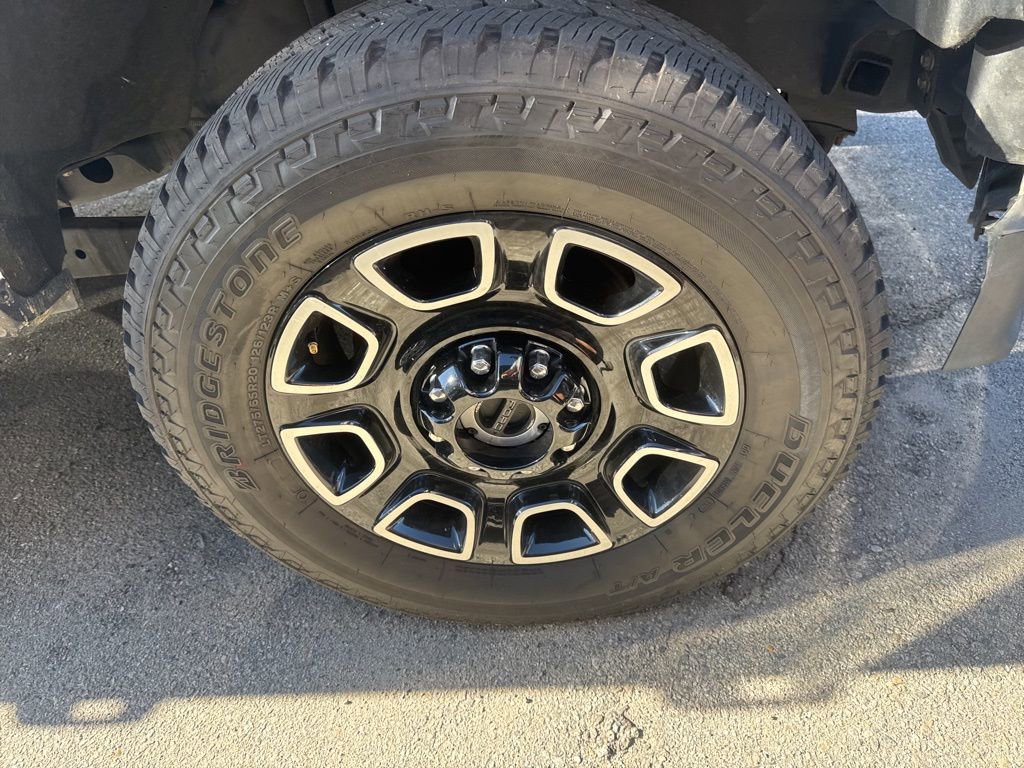 Used 2021 Ford F250 Lariat image 3