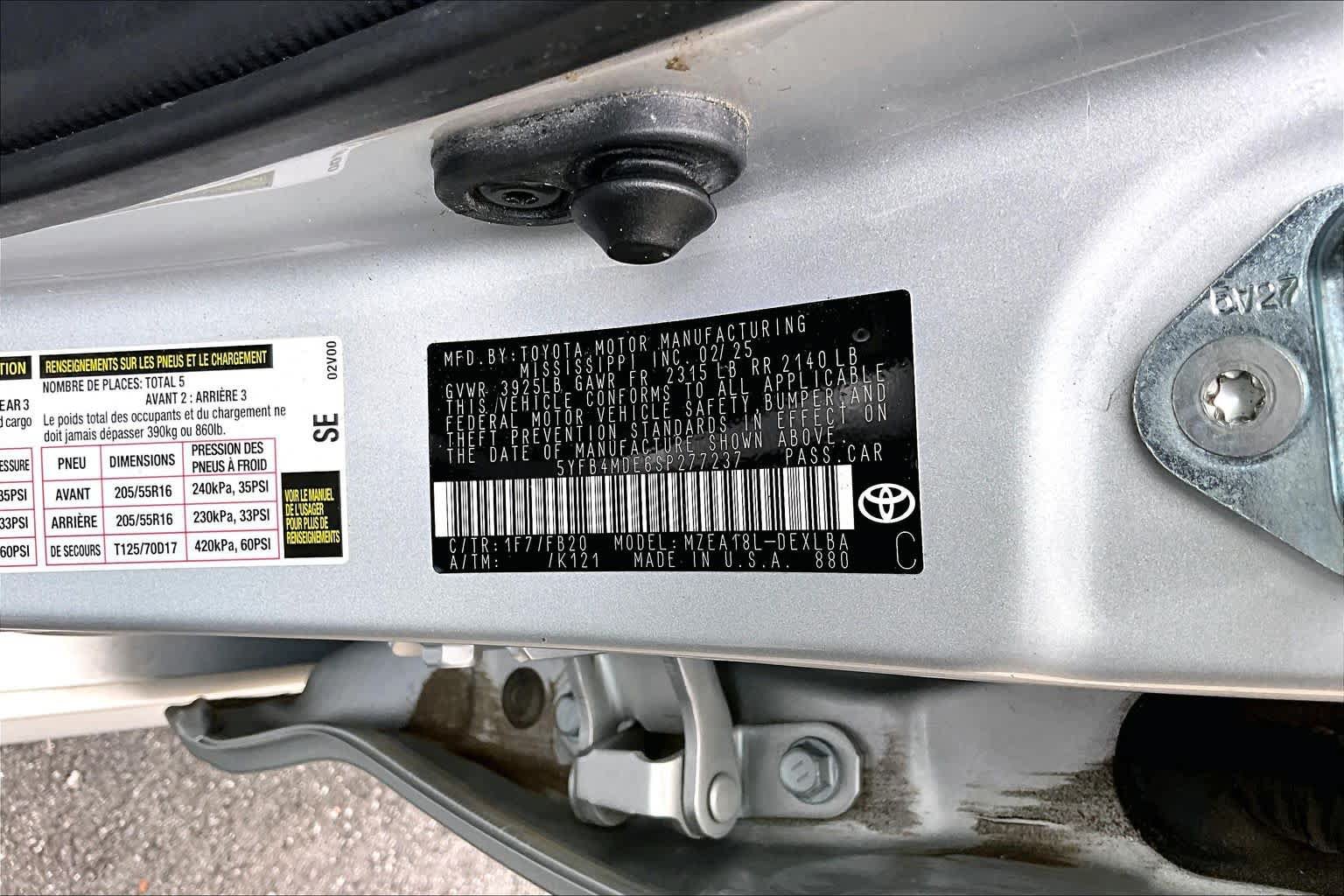 Certified 2025 Toyota Corolla LE FWD image 34
