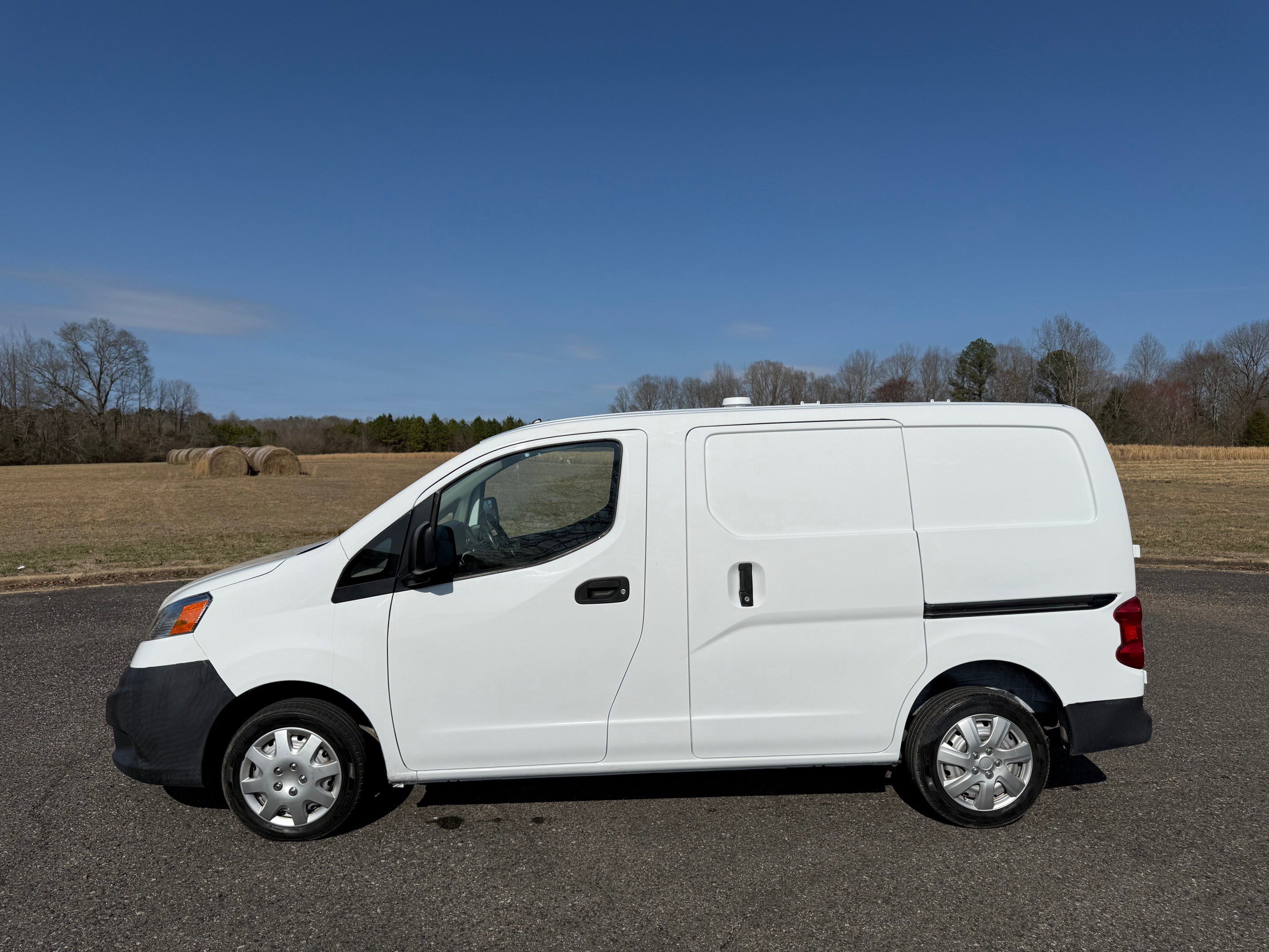 Used 2019 Nissan NV200 S w/ Cruise Control Package FWD image 2