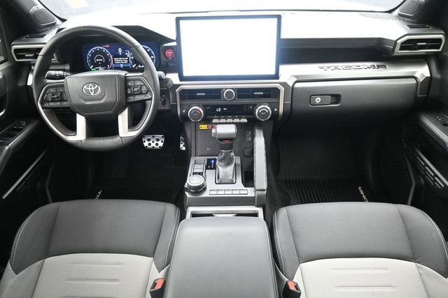 Used 2025 Toyota Tacoma TRD Sport w/ TRD Sport Upgrade Package AWD/4WD image 20