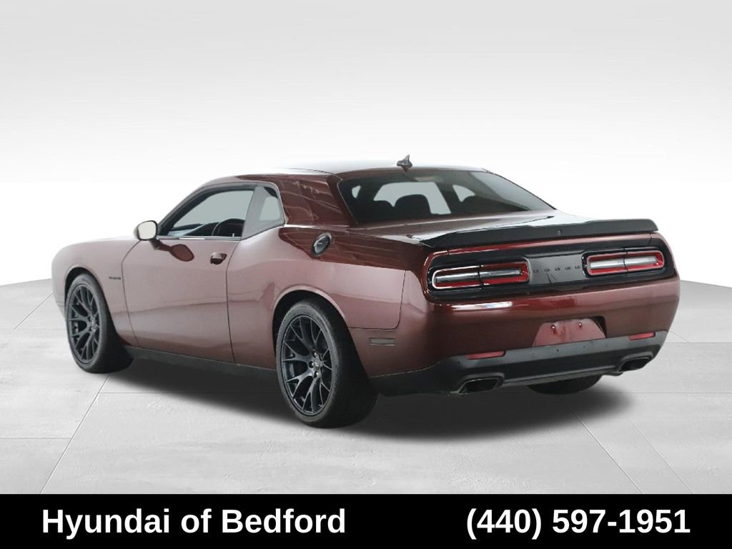 Used 2022 Dodge Challenger R/T w/ Blacktop Package RWD image 35