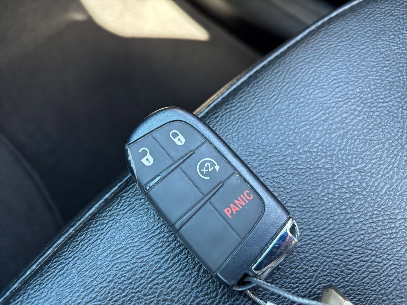 Used 2025 Jeep Compass Limited AWD/4WD image 25