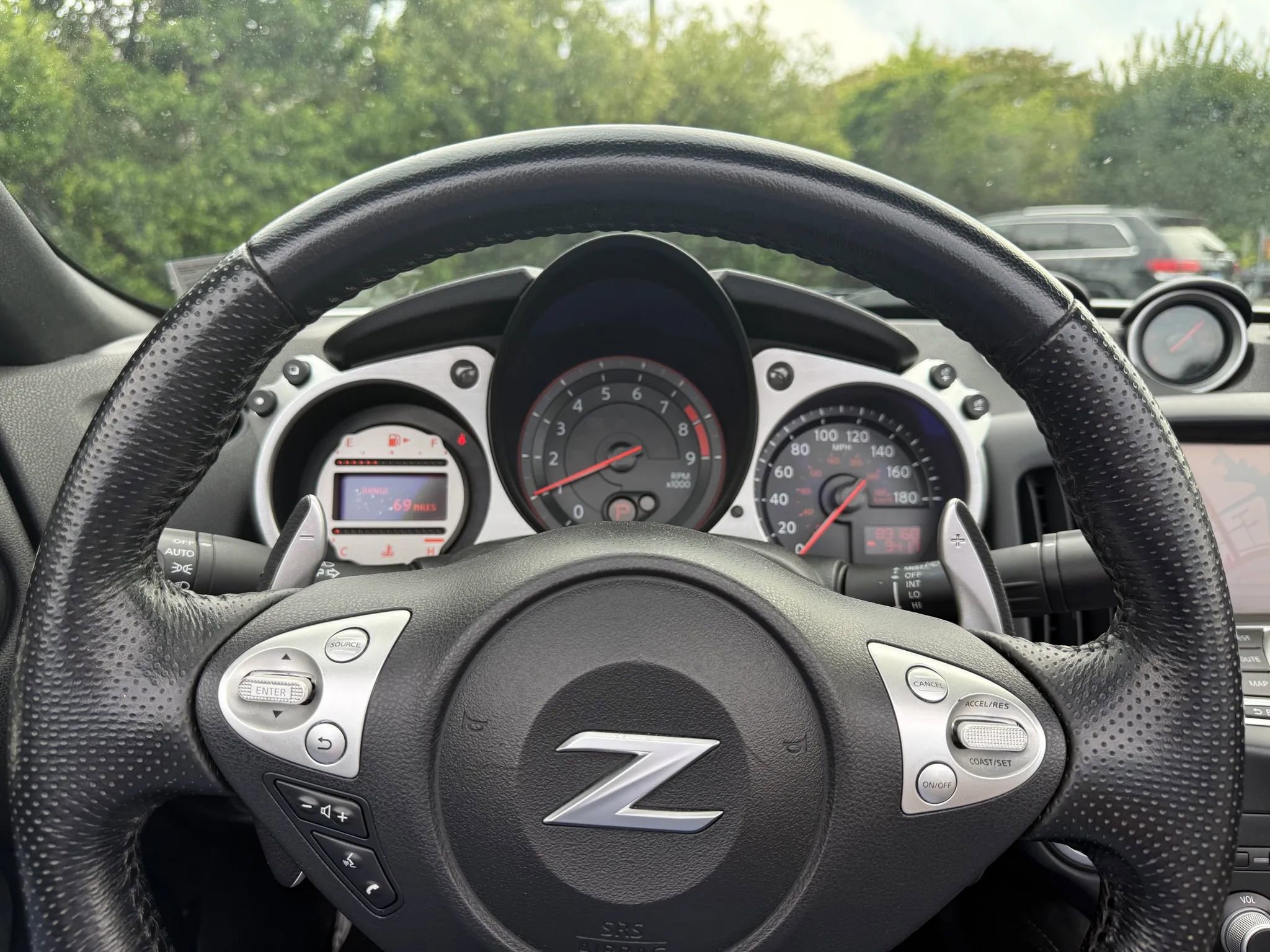 Used 2010 Nissan 370Z Touring w/ Sport Pkg RWD image 43