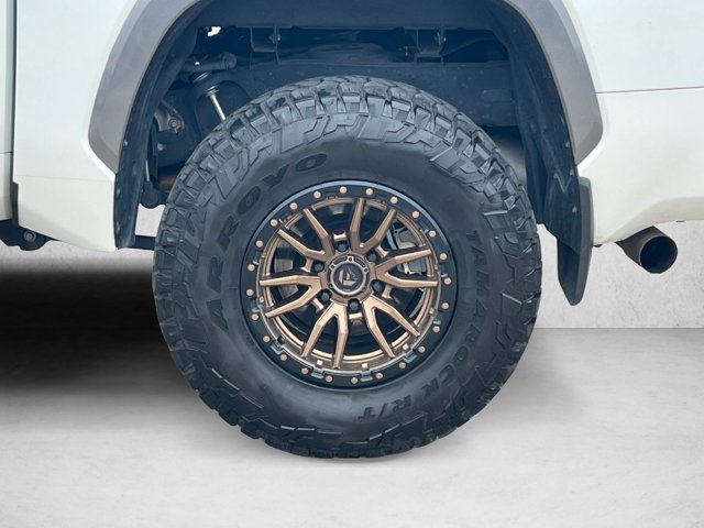 Used 2024 Toyota Tundra Limited AWD/4WD image 28