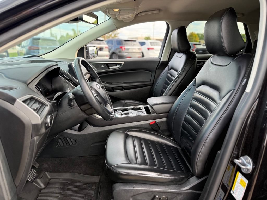 Certified 2024 Ford Edge SEL w/ Convenience Package AWD/4WD image 10