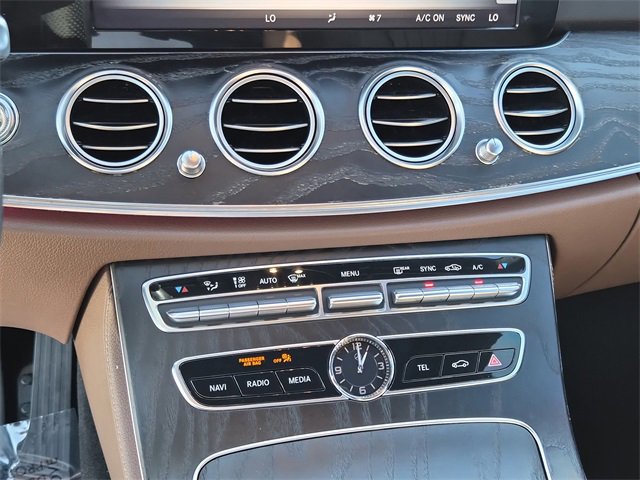 Used 2018 Mercedes-Benz E 300 image 30