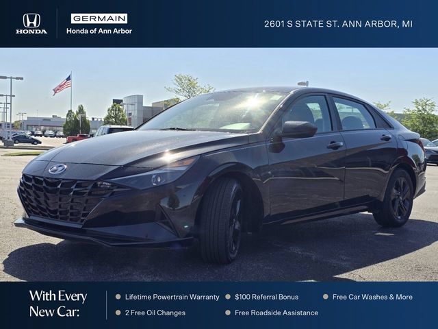 Used 2022 Hyundai Elantra SEL FWD image 11