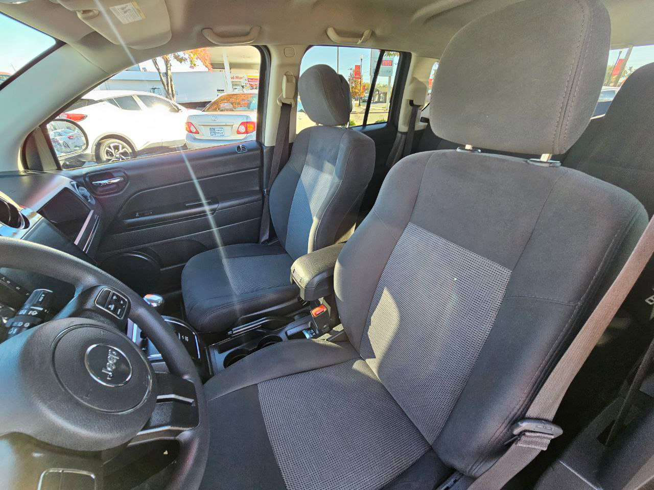 Used 2012 Jeep Compass Sport image 11