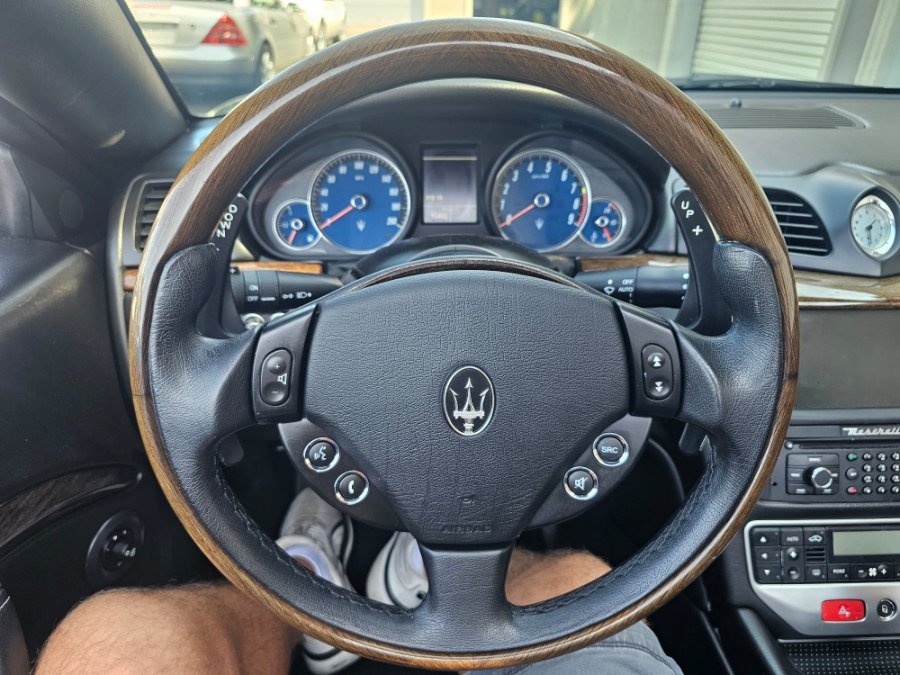 Used 2011 Maserati GranTurismo Convertible RWD image 14