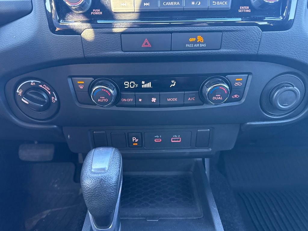 Used 2022 Nissan Frontier PRO-4X w/ Technology Package image 29