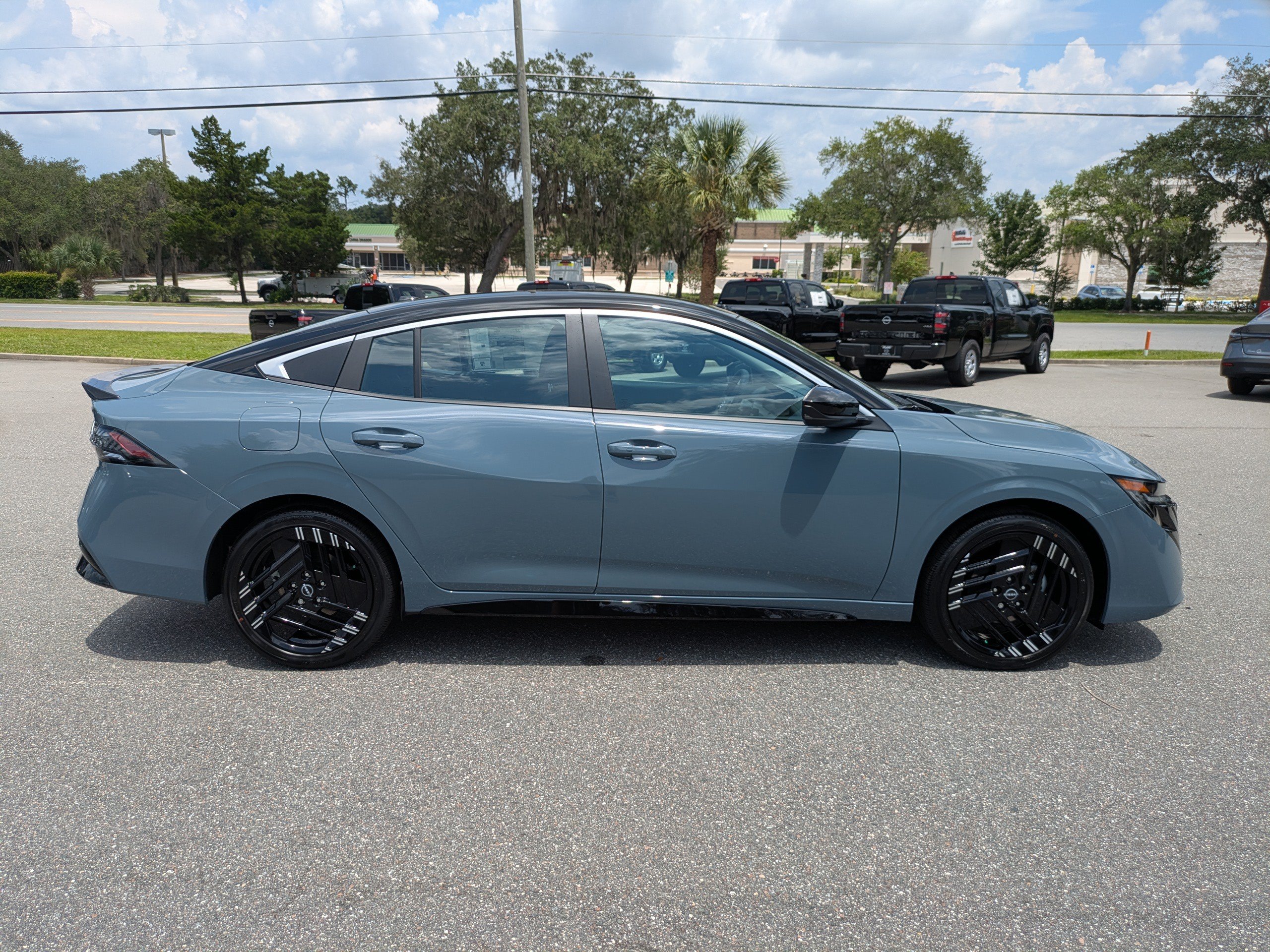 New 2026 Nissan Sentra SR w/ Floor Mat Package FWD video 3
