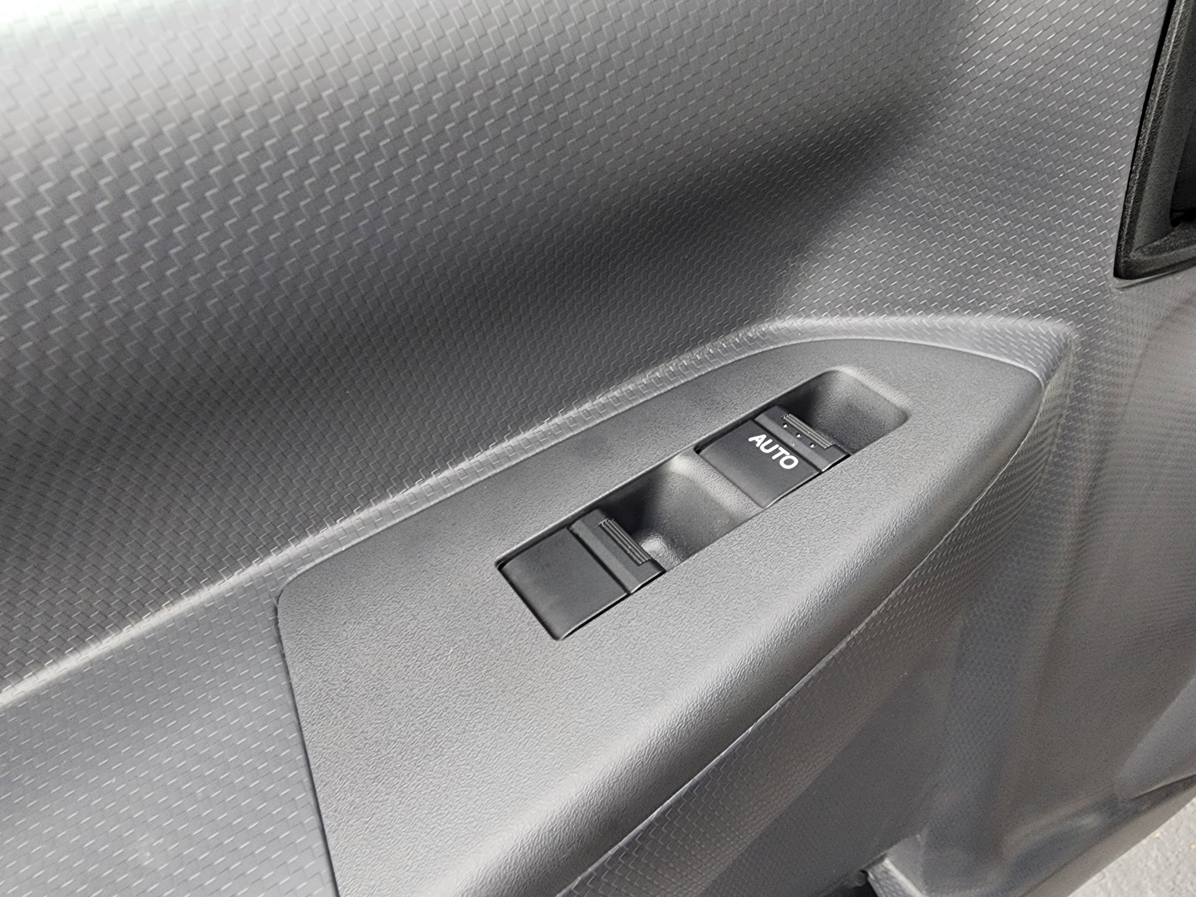 New 2025 Chevrolet Low Cab Forward image 18