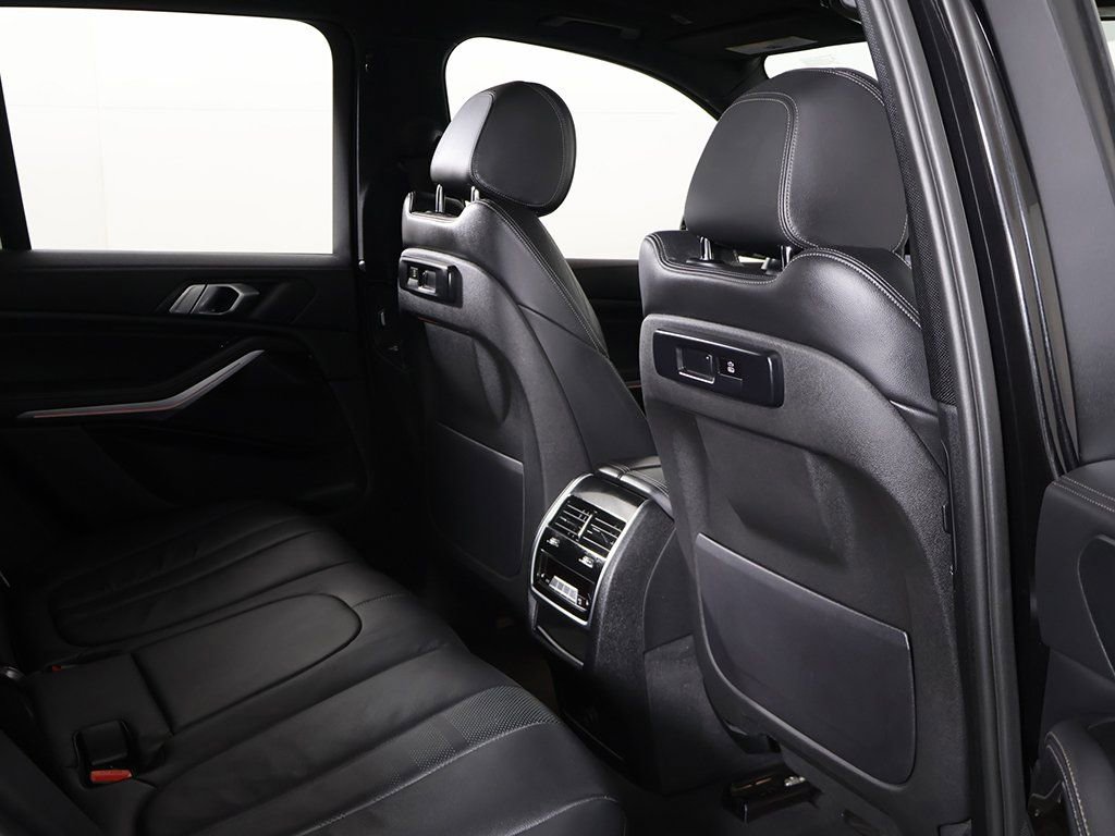 Used 2020 BMW X5 xDrive40i w/ Premium Package image 30