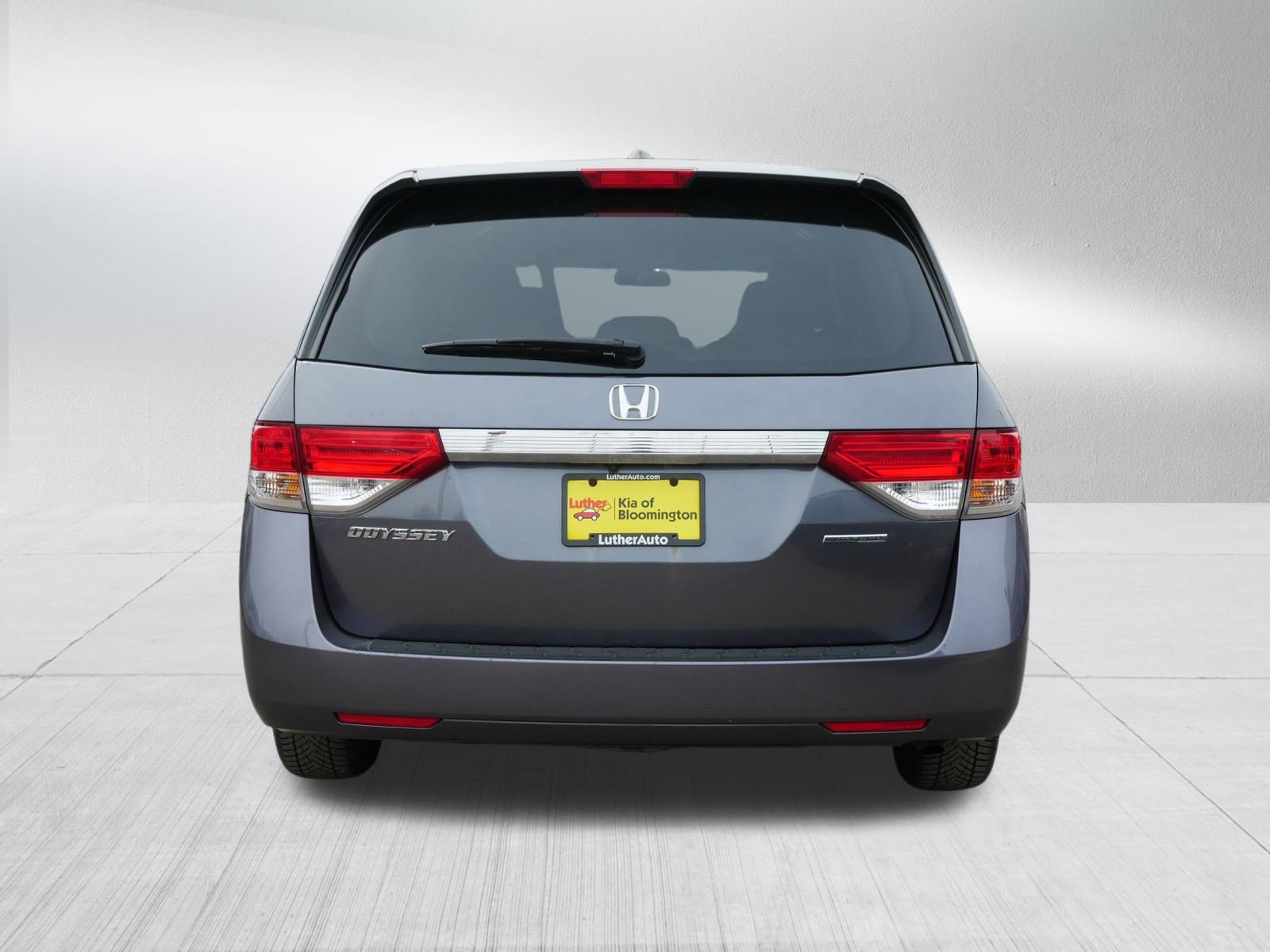 Used 2016 Honda Odyssey SE image 6