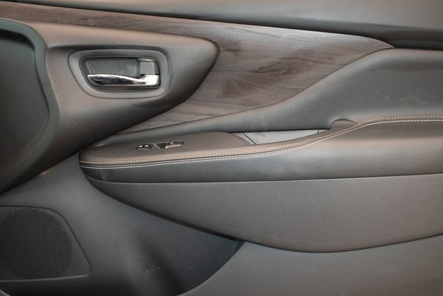 Used 2023 Nissan Murano Platinum AWD/4WD image 11