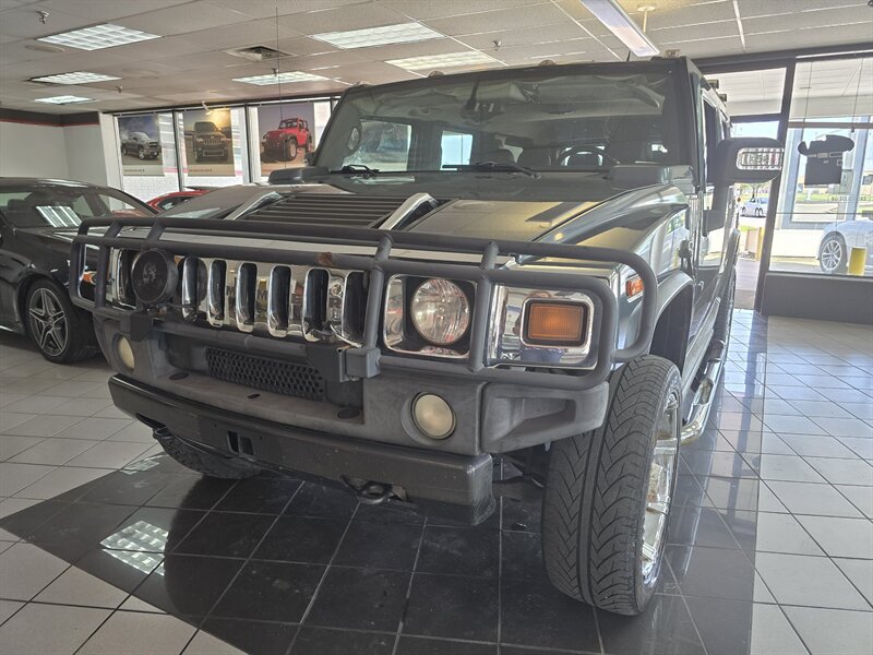 Used 2005 HUMMER H2 w/ Preferred Equipment Group AWD/4WD image 1