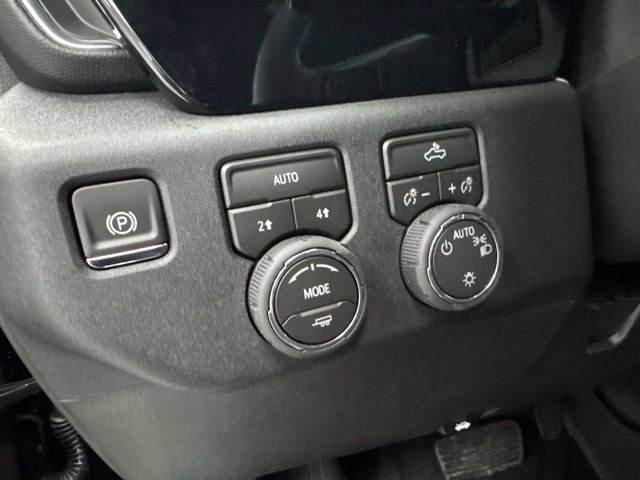 New 2026 Chevrolet Silverado 1500 LT w/ LPO, Liner Protection Package AWD/4WD image 11