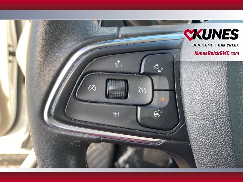 Used 2021 Buick Envision Essence w/ Technology Package I image 14