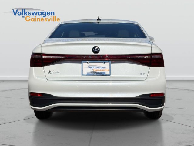 New 2027 Volkswagen Jetta SE FWD image 5