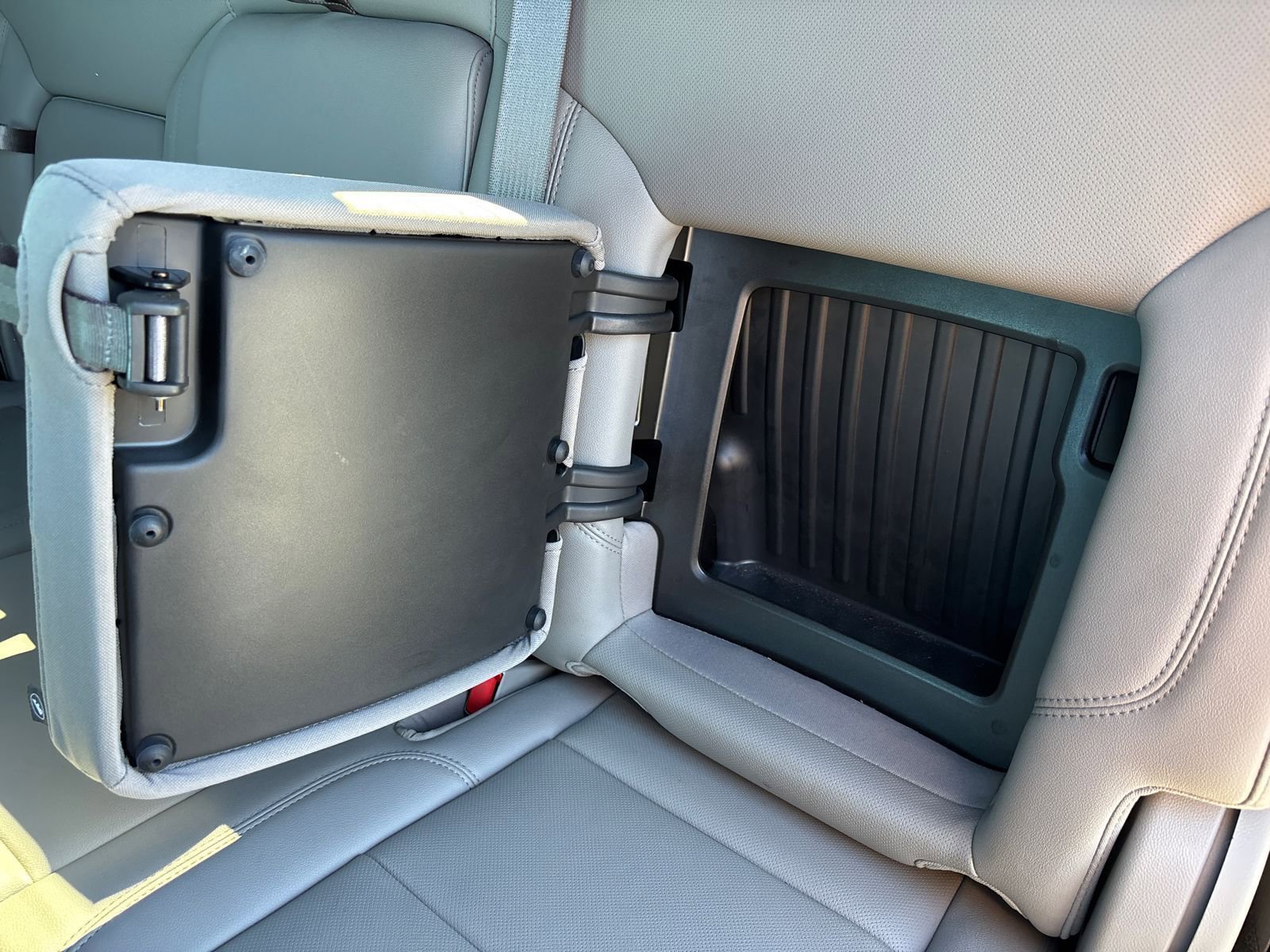 Used 2023 GMC Sierra 1500 SLT w/ SLT Premium Plus Package image 33