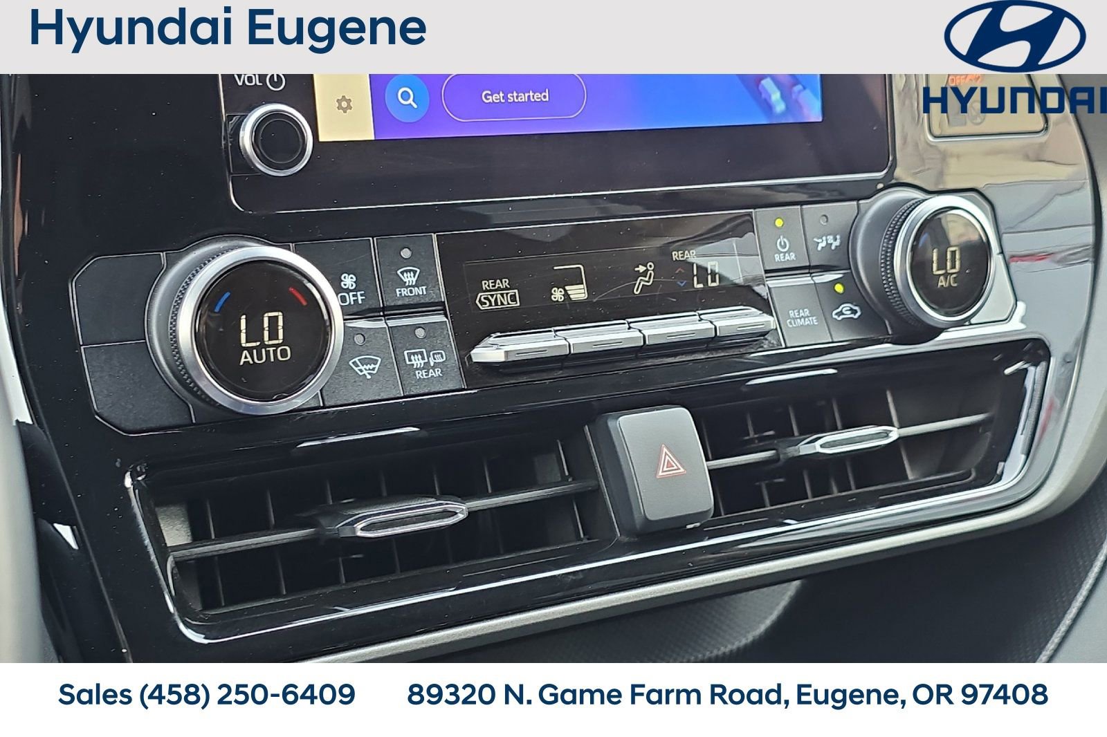 Used 2024 Toyota Highlander LE image 27