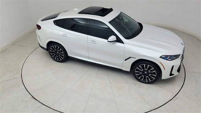 Used 2024 BMW X6 xDrive40i w/ Premium Package image 81