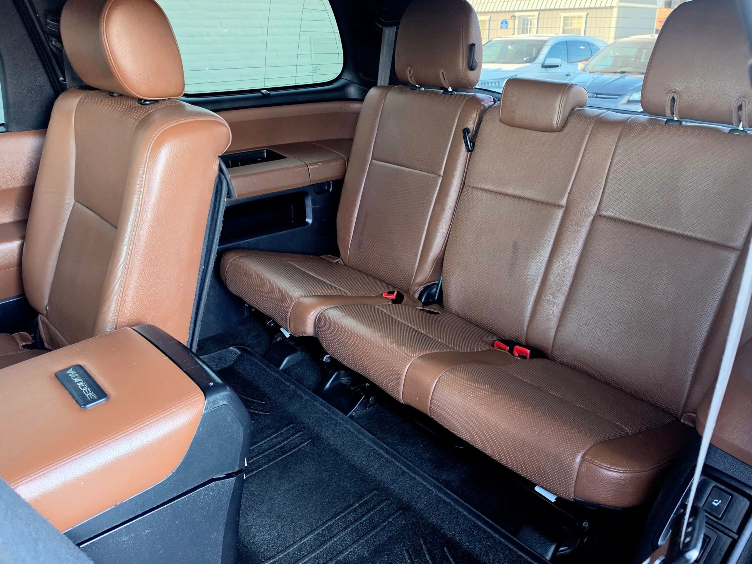 Used 2013 Toyota Sequoia Platinum image 18