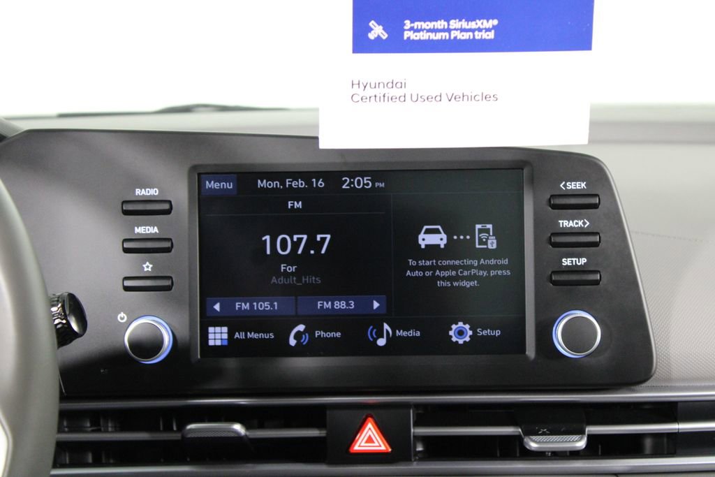 Certified 2025 Hyundai Elantra Sport image 9