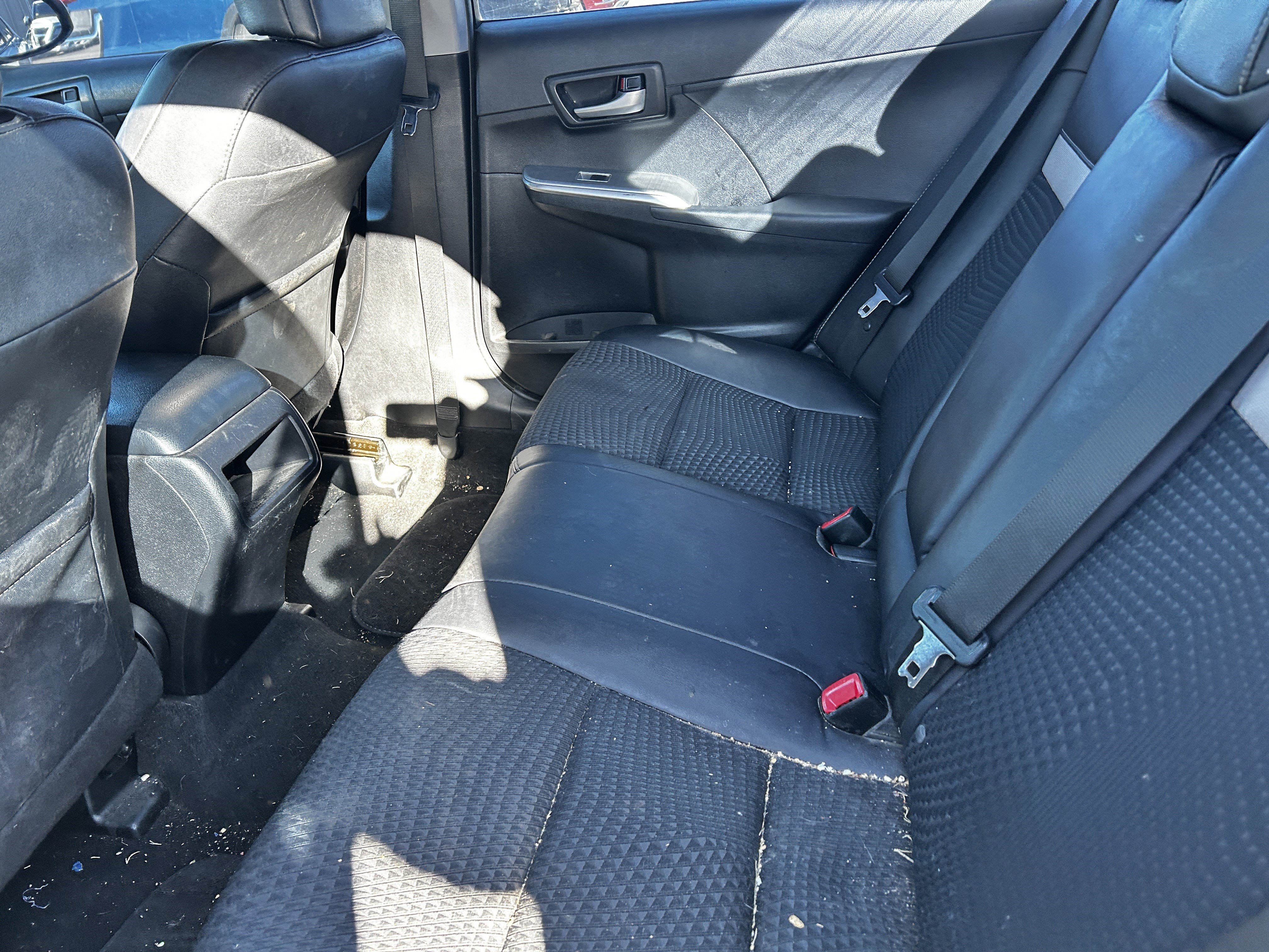 Used 2013 Toyota Camry SE image 10