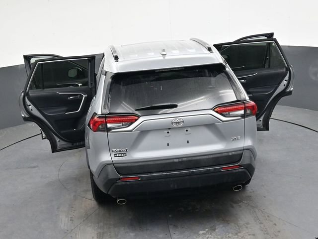 Used 2019 Toyota RAV4 XLE image 36