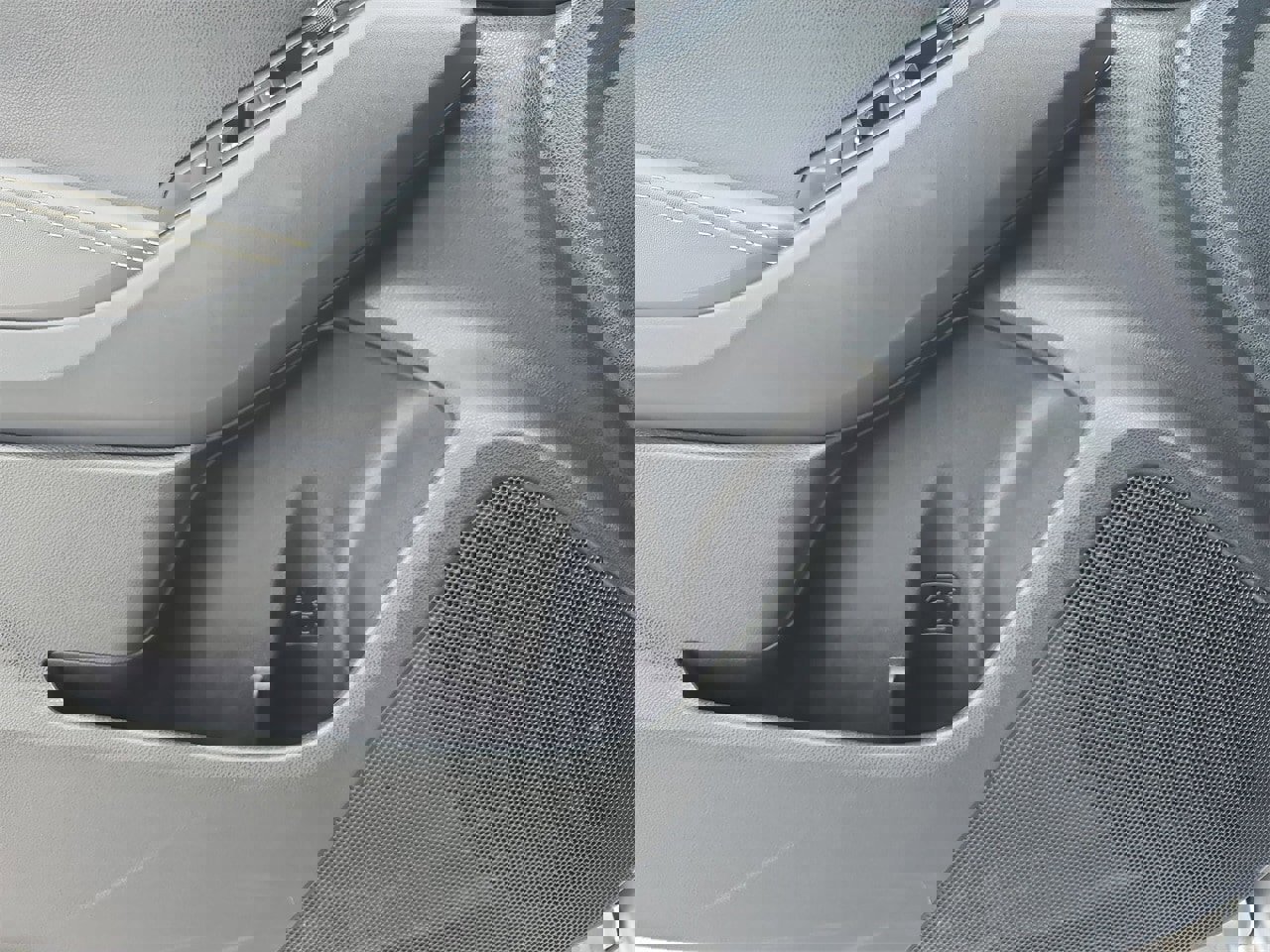 Certified 2024 Subaru Crosstrek 2.5i Sport w/ Crosstrek Mirror Package image 28