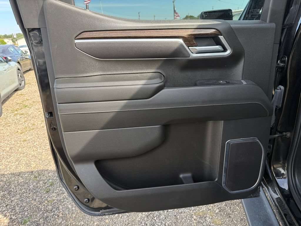 Used 2025 GMC Sierra 1500 Elevation w/ Elevation Premium Package AWD/4WD image 35