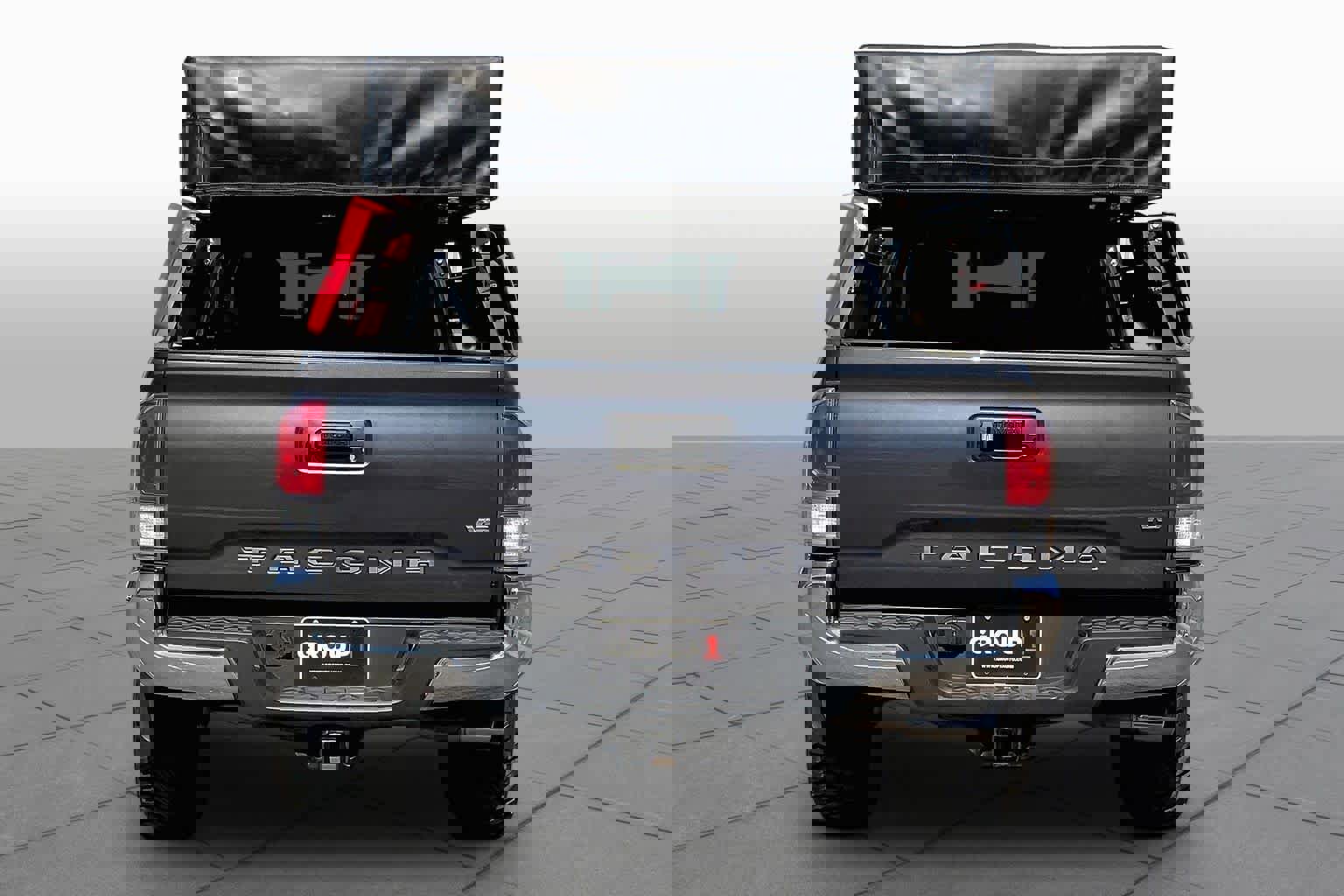 Used 2022 Toyota Tacoma TRD Off-Road image 5