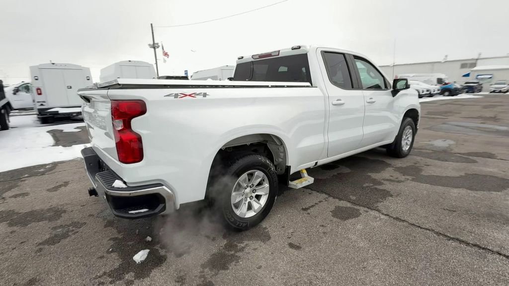 Used 2020 Chevrolet Silverado 1500 LT w/ Convenience Package image 8