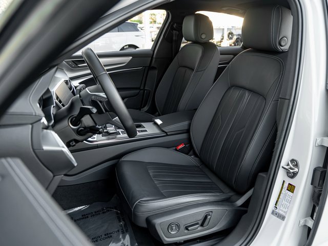 Used 2024 Audi A6 2.0T Premium image 12