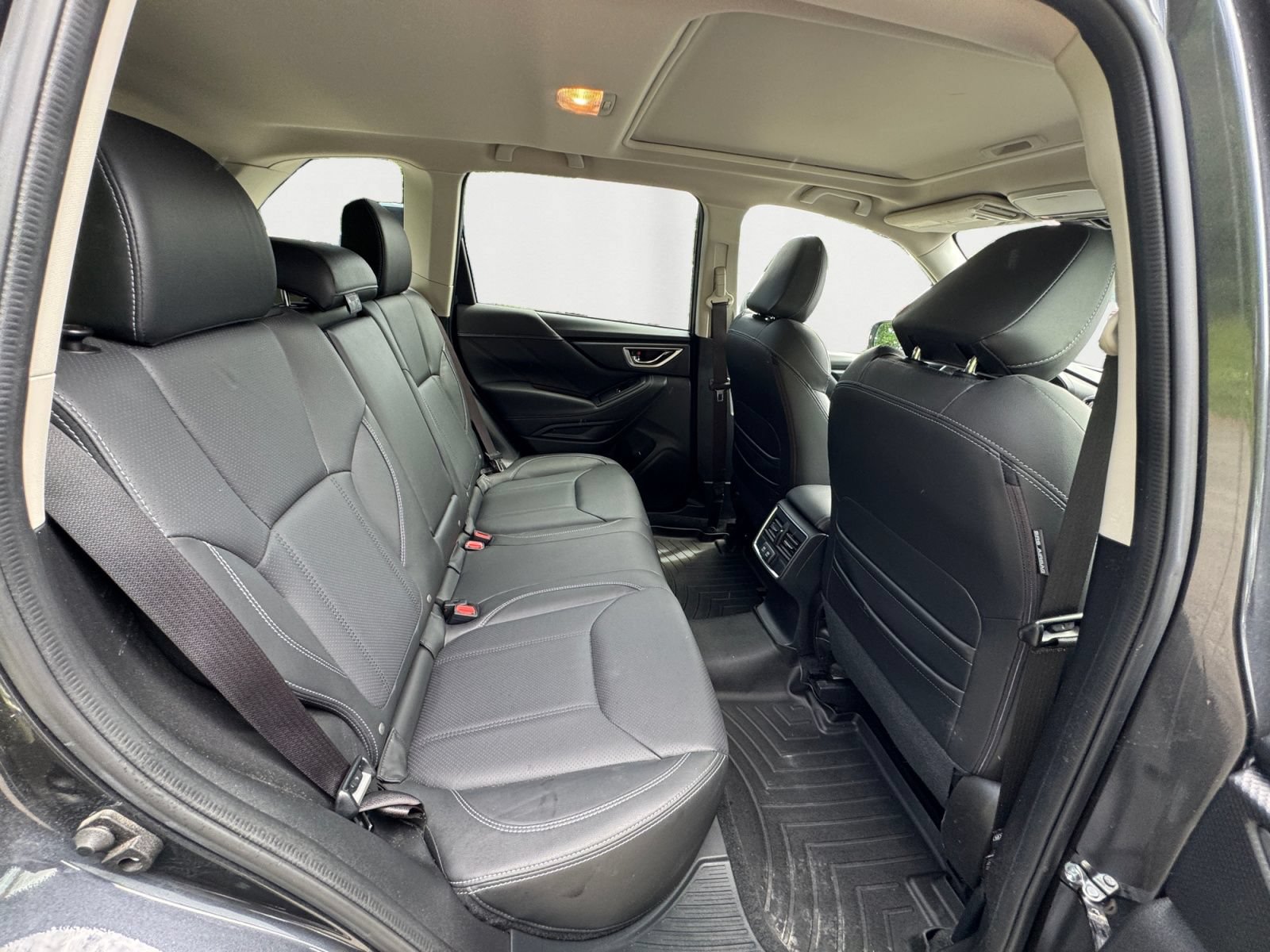 Used 2019 Subaru Forester Limited AWD/4WD image 9