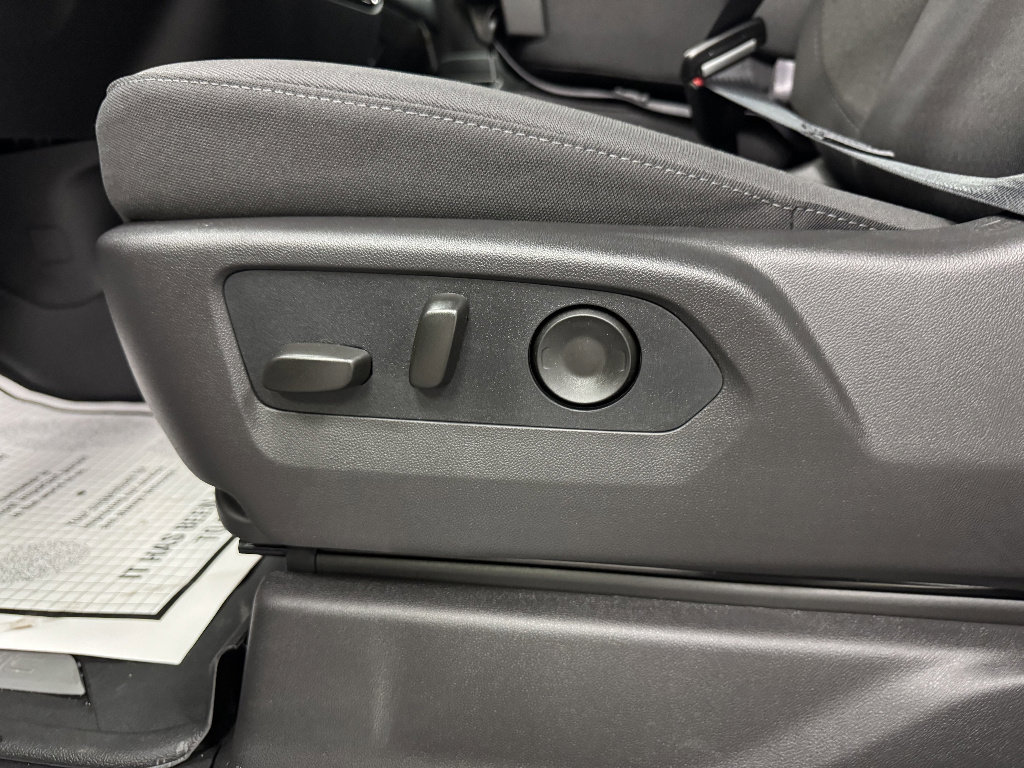 New 2026 GMC Sierra 1500 SLE w/ LPO, GMC Protection Package image 24